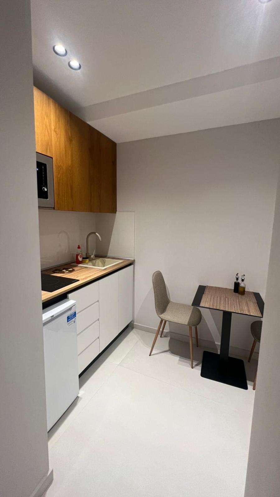 Host Apartament Elio Τίρανα Εξωτερικό φωτογραφία