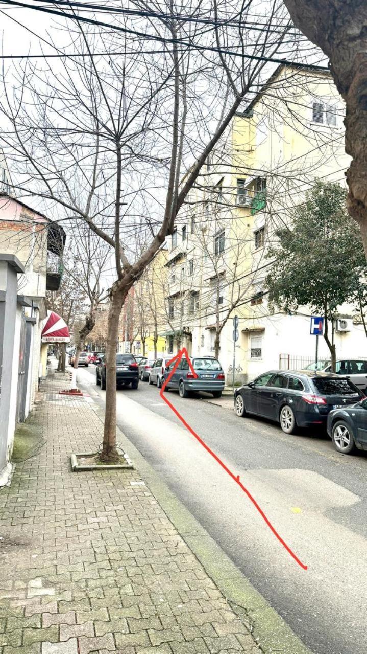 Host Apartament Elio Τίρανα Εξωτερικό φωτογραφία